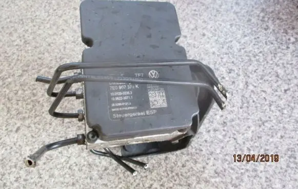 Volkswagen Transporter - Caravelle T5 ABS Pump 7E0907