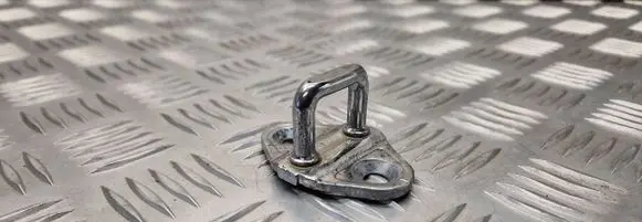 BMW 3 E46 Front door lock loop/hook striker 8196035
