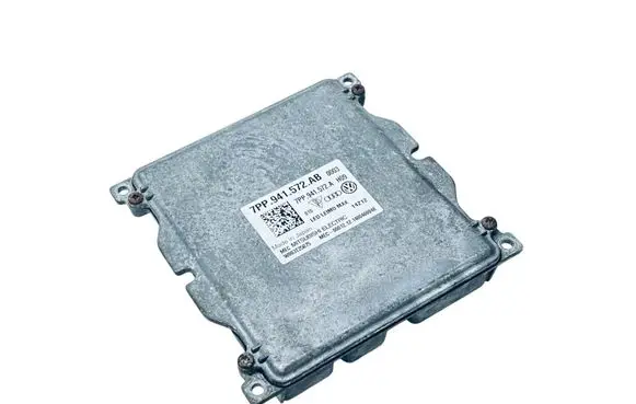 Porsche Panamera (971) LED ballast control module 958941572C