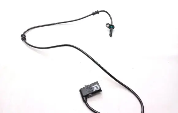 Mercedes-Benz C W205 ABS rear brake sensor A2059058503
