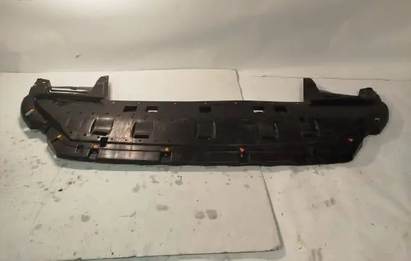 Opel Combo E Front bumper skid plate/under tray 9825323580