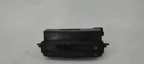 Mercedes-Benz Vito Viano W639 Climate control unit A6398300600