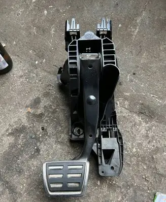 Volkswagen Arteon Brake pedal 5Q1723058BQ