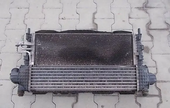 Ford C-MAX I Intercooler radiator