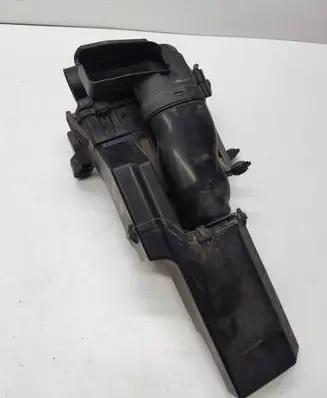 KIA Venga Air filter box 281101F100