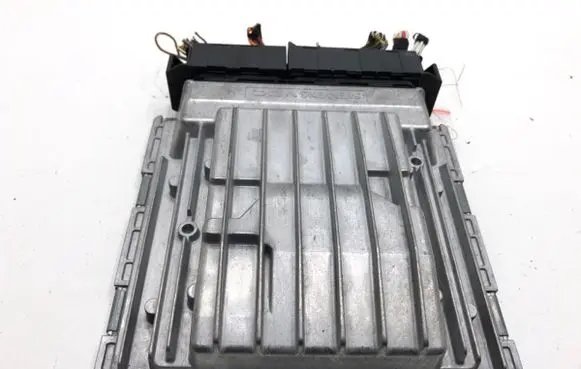 BMW X6 E71 Engine control unit/module ECU 7586933