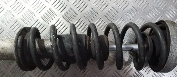 BMW 5 E60 E61 Rear coil spring