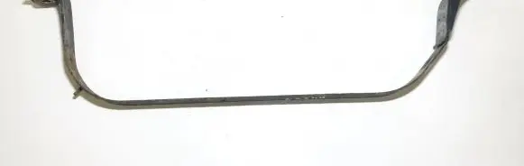 Fuel tank mounting bracket