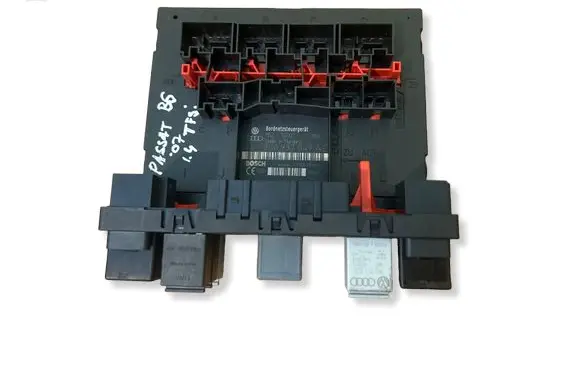 Volkswagen PASSAT B6 Comfort/convenience module 3C0937049AE H52S2002 F005V00631