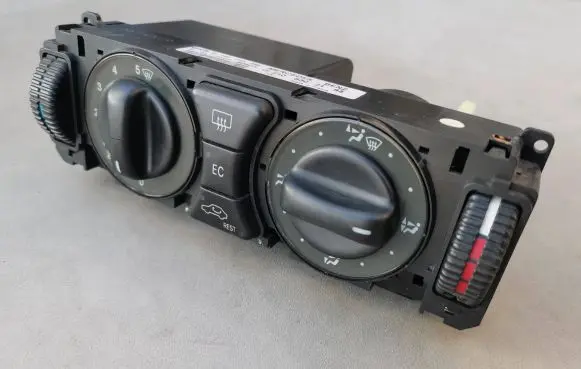 Mercedes-Benz E W210 Climate control unit 2108302185 9140010259