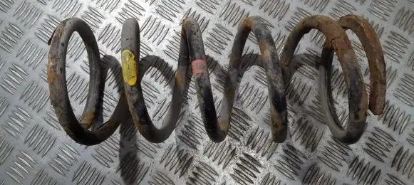 Toyota Avensis Verso Rear coil spring