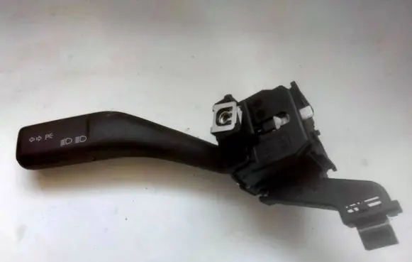 Skoda Octavia Mk2 (1Z) Indicator stalk 1K0953513 1035000