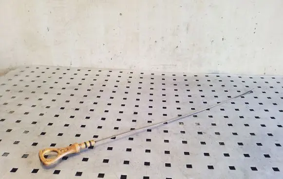 Oil level dip stick