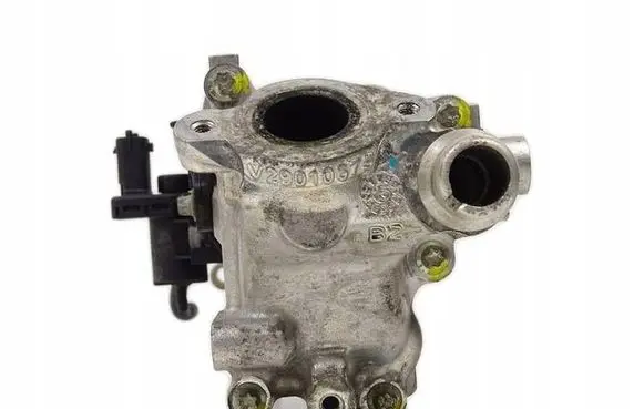 Opel Zafira C EGR valve cooler V29007672