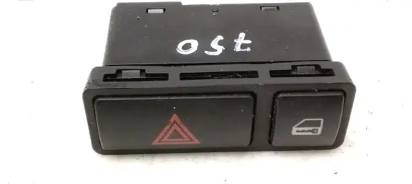 BMW Z4 E85 E86 Hazard light switch 61318368920 8368920