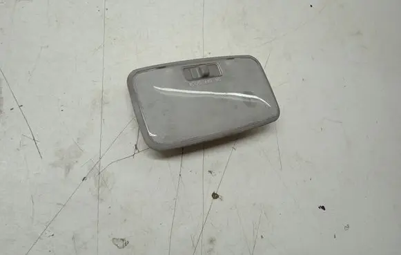 Toyota Prius (XW20) Rear seat light