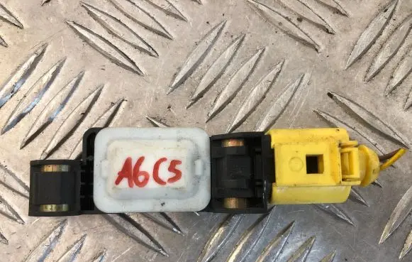 Audi A6 S6 C5 4B Airbag deployment crash/impact sensor 4B0959643E 250903 0232H0970CUS