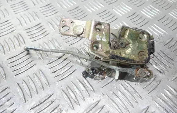 Mitsubishi Galant Front door lock