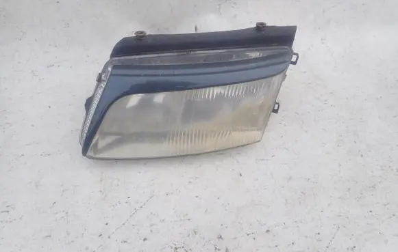 Volkswagen PASSAT B5 Headlight/headlamp