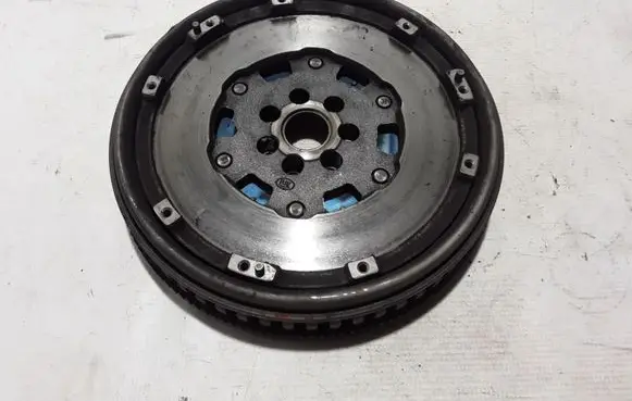 Renault Scenic III - Grand scenic III Dual mass flywheel 302052316R