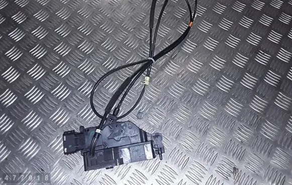 Citroen Jumpy Rear door lock 24090158