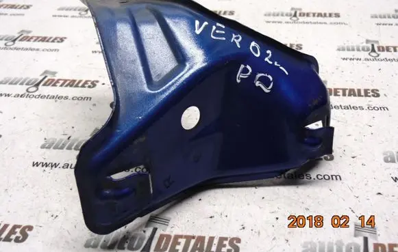 Toyota Corolla Verso E121 Headlight/headlamp mounting bracket