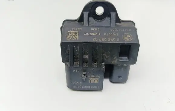 BMW 1 F20 F21 Glow plug pre-heat relay 8570087