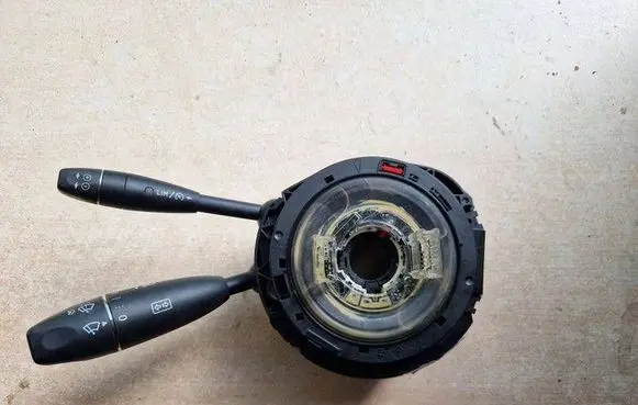 Mercedes-Benz E C207 W207 Airbag slip ring squib (SRS ring) A2129007502