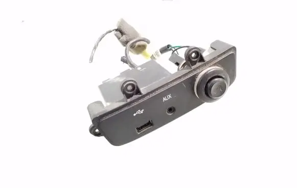 SsangYong Korando USB socket connector 202008944 201006519