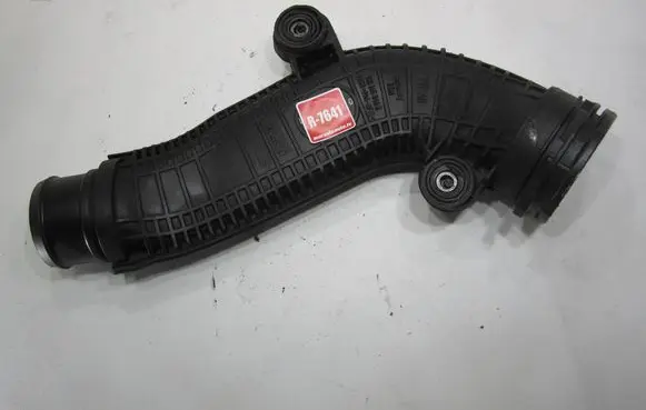 Audi TT TTS Mk2 Air intake hose/pipe 1K0145840R