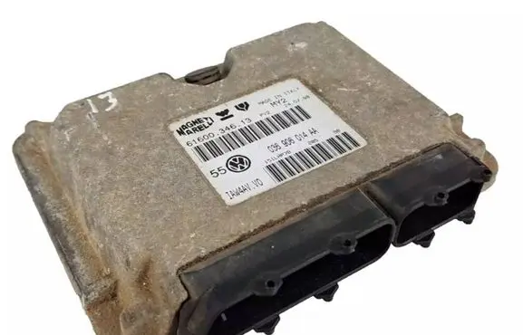 Volkswagen Golf V Engine control unit/module 6160034613