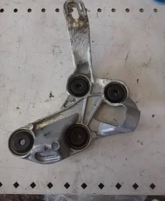 Mercedes-Benz C W205 ABS pump bracket A2054312240 6D01774