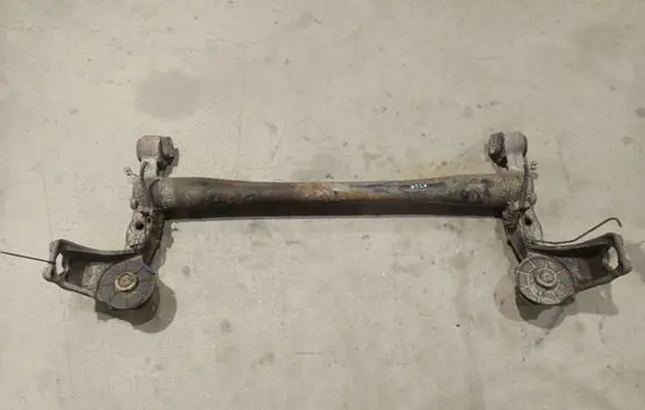 Opel Astra H Rear subframe 