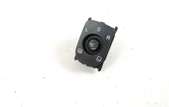 Volkswagen Touareg I Wing mirror switch 7L6959565L