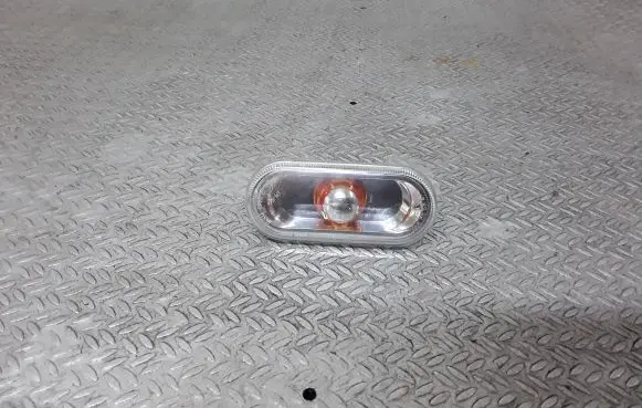 Volkswagen Caddy Front fender indicator light 2K0949117A