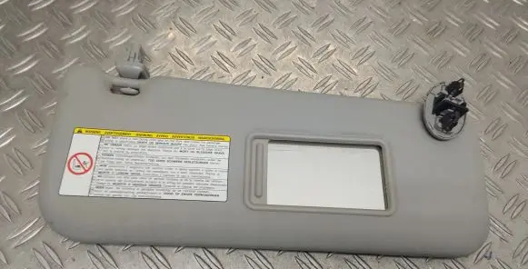 Toyota Verso Sun visor