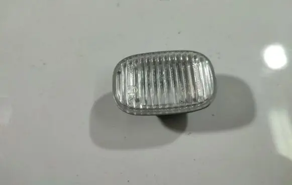 Toyota Avensis T250 Front fender indicator light 