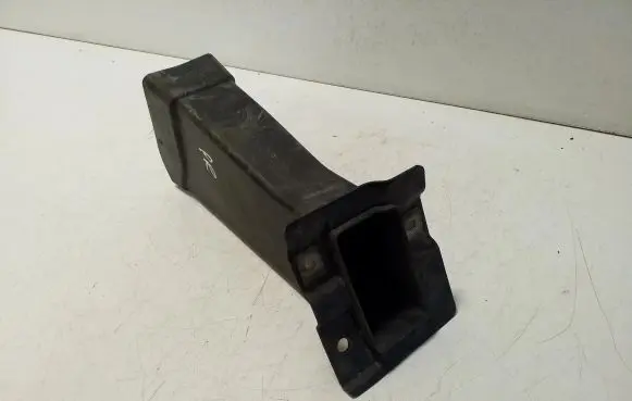Audi e-tron Air intake duct part 4KE121734