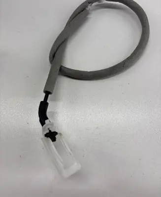 BMW X6 E71 Front door cable line 52621810 7137107