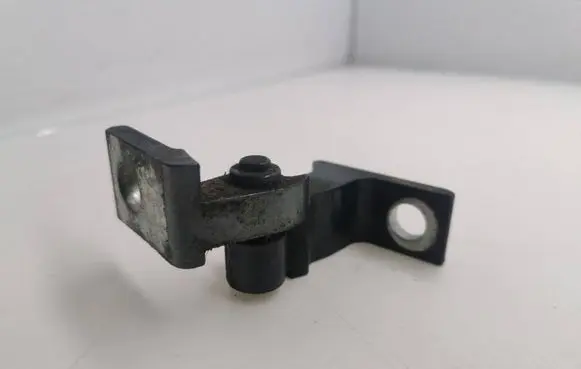 Audi A5 Sportback 8TA Front door upper hinge 8K0831402E