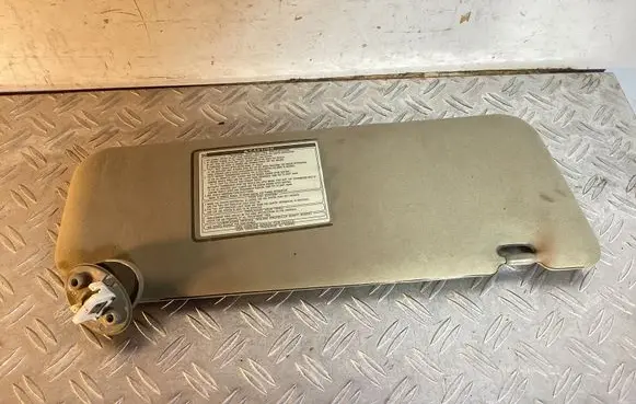 Toyota Land Cruiser (J200) Sun visor