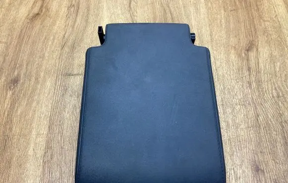 Land Rover Discovery 5 Armrest LR082431
