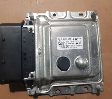 Mercedes-Benz E W212 Adblue control unit A0009001908