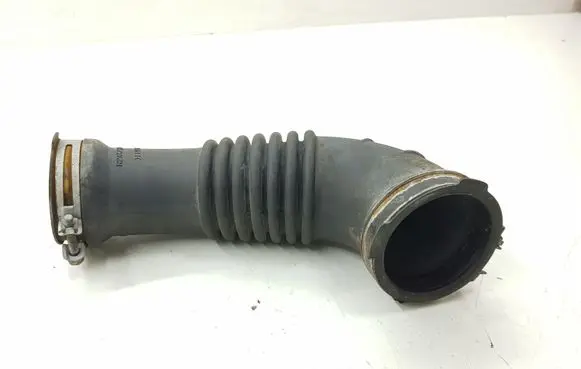 Mazda CX-7 Air intake hose/pipe R2AX13221