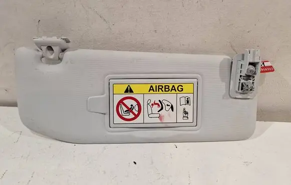 Peugeot 208 Sun visor