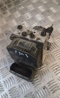 Ford Mondeo Mk III ABS Pump 3s712c405ac