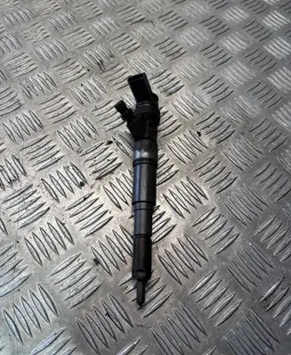BMW 7 E65 E66 Fuel injector 0445110131 7789661 0445110