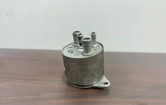 Subaru Forester SK Gearbox / Transmission oil cooler 210428