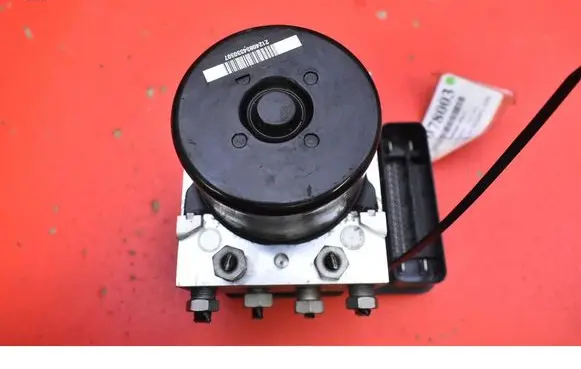 Volvo S60 ABS Pump P31329137