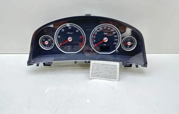 Opel Signum Speedometer (instrument cluster) 13144741UZ
